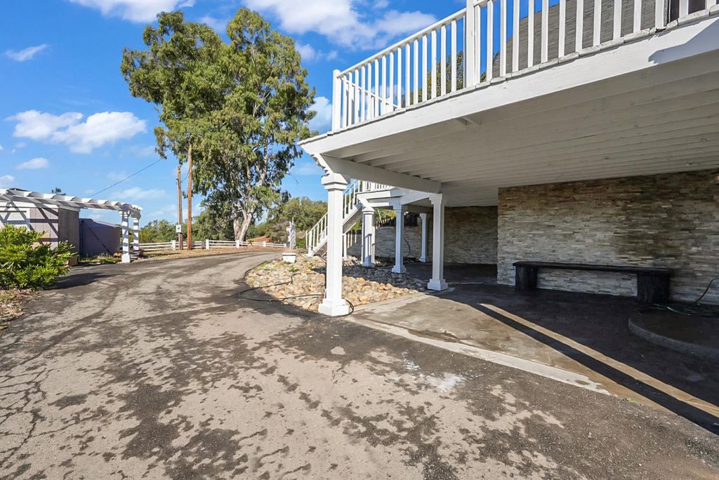 Image 8 of property listing at 30450 Morgan Canyon Road, Prather, CA 93651