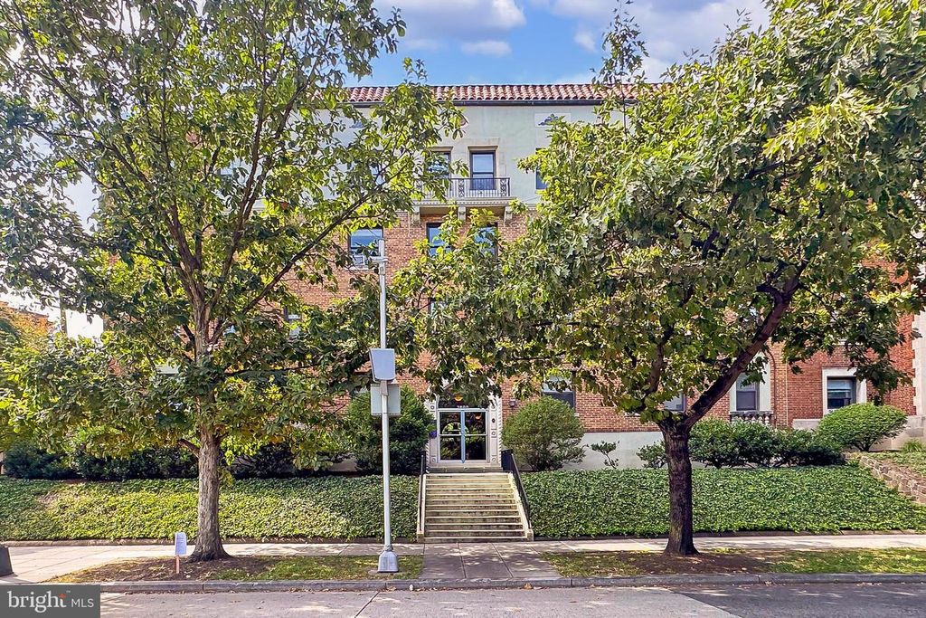 3600 CONNECTICUT AVE NW #105, Washington, DC 20008