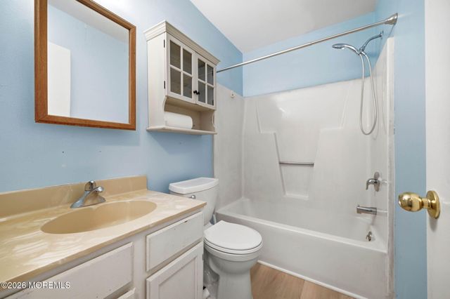 95 Hollybrook Drive, Little Egg Harbor, NJ 08087
