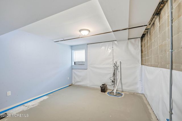 95 Hollybrook Drive, Little Egg Harbor, NJ 08087