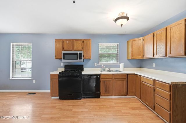 95 Hollybrook Drive, Little Egg Harbor, NJ 08087