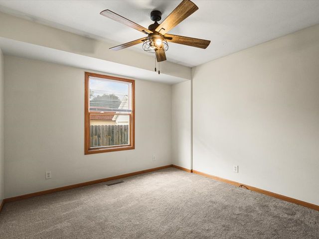 610 Sydney Avenue, Loves Park, IL 61111