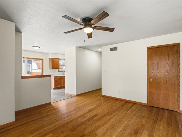 610 Sydney Avenue, Loves Park, IL 61111