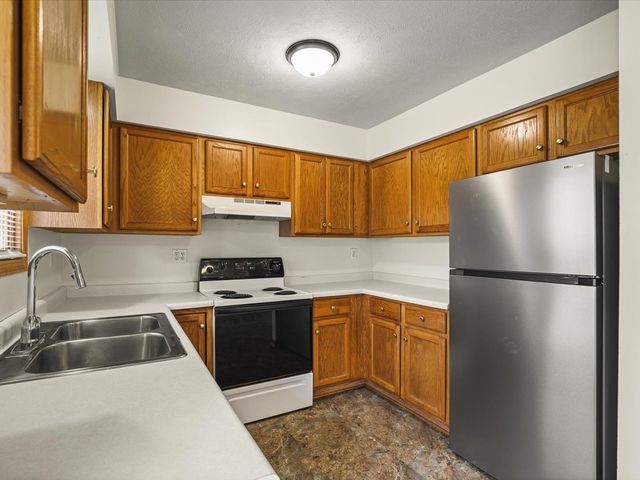 610 Sydney Avenue, Loves Park, IL 61111