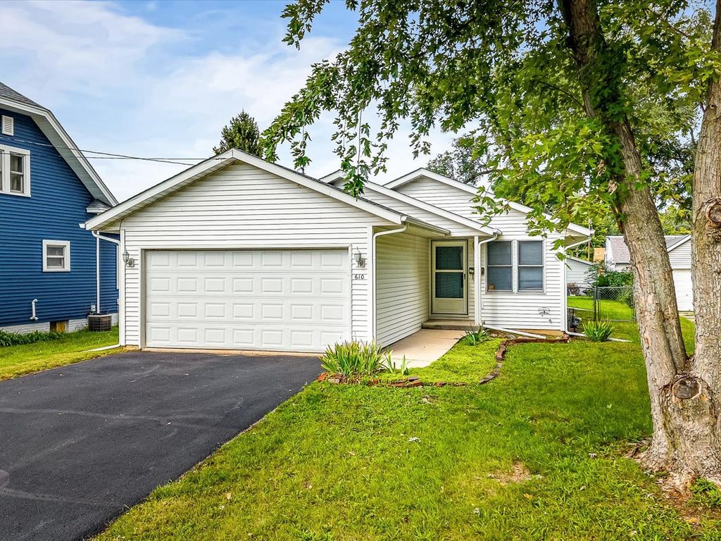610 Sydney Avenue, Loves Park, IL 61111