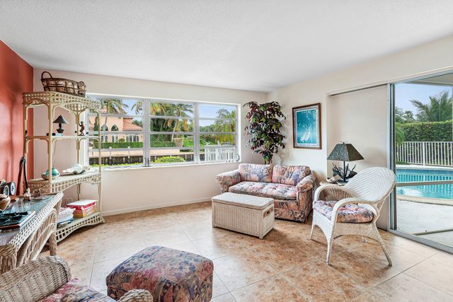 23 Sabal Island Drive, Ocean Ridge, FL 33435
