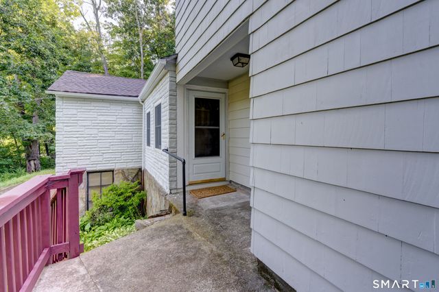 1634 Stafford Road, Mansfield, CT 06268