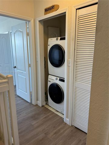 17640 NW 73rd Avenue 20419, Hialeah, FL 33015