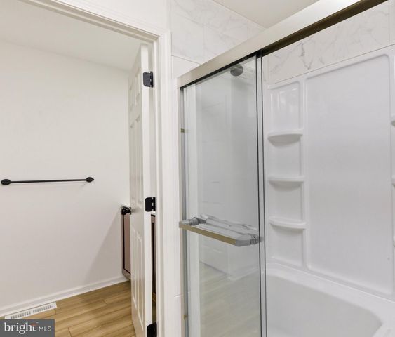 402 EMERSON CT, Clementon, NJ 08021