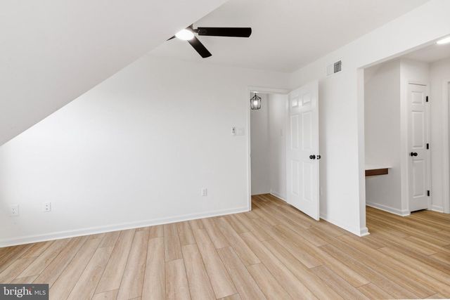 402 EMERSON CT, Clementon, NJ 08021