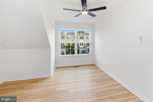 402 EMERSON CT, Clementon, NJ 08021