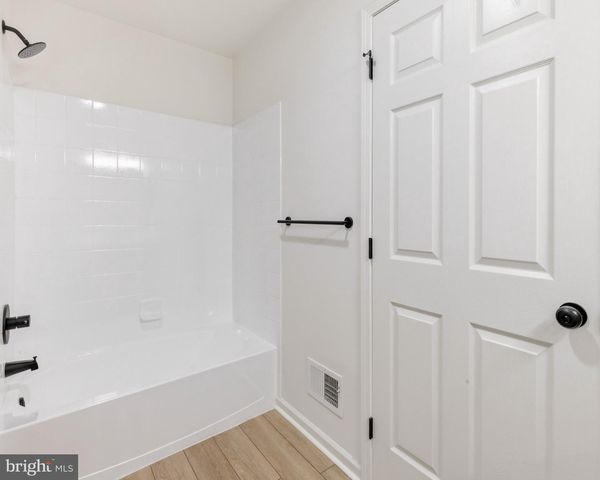 402 EMERSON CT, Clementon, NJ 08021