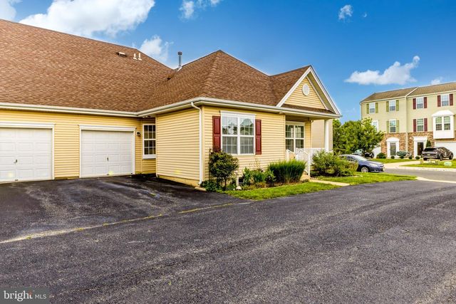 402 EMERSON CT, Clementon, NJ 08021