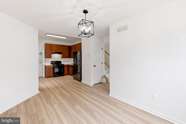 402 EMERSON CT, Clementon, NJ 08021