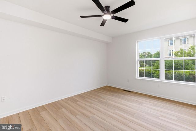 402 EMERSON CT, Clementon, NJ 08021