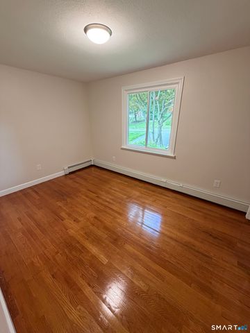 60 Mohegan Trail, South Windsor, CT 06074