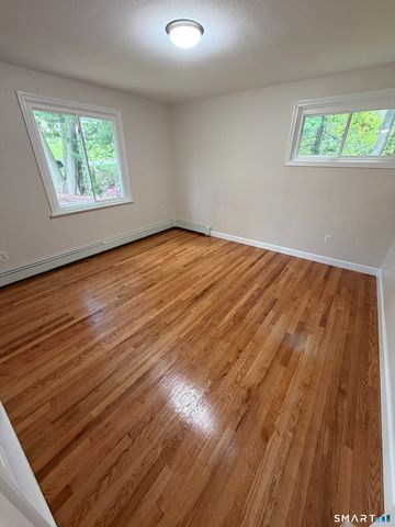 60 Mohegan Trail, South Windsor, CT 06074