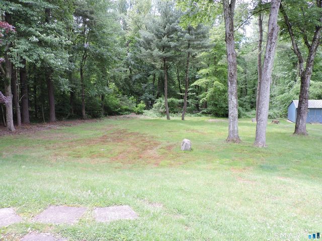 60 Mohegan Trail, South Windsor, CT 06074