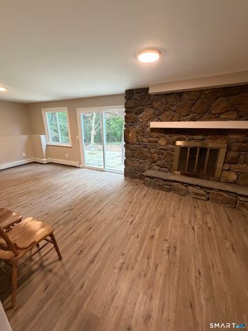60 Mohegan Trail, South Windsor, CT 06074