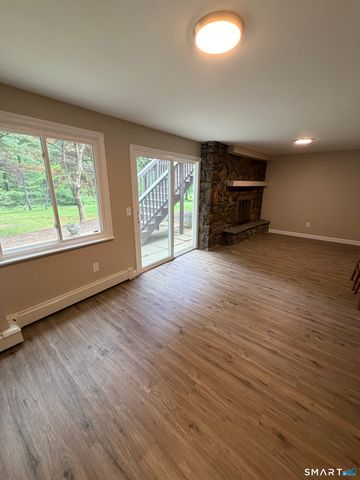 60 Mohegan Trail, South Windsor, CT 06074