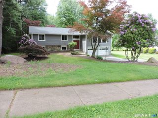 60 Mohegan Trail, South Windsor, CT 06074