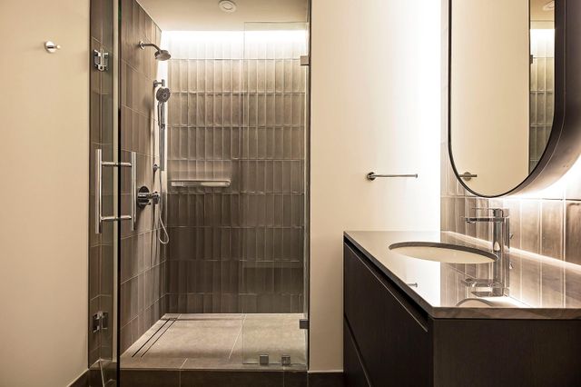 610 Davis ST 2812, Austin, TX 78701