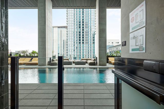 610 Davis ST 2812, Austin, TX 78701