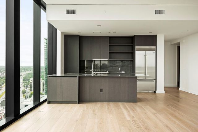 610 Davis ST 2812, Austin, TX 78701