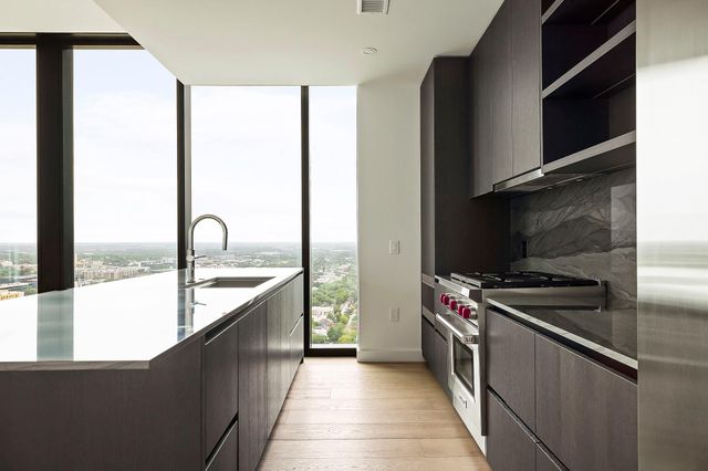 610 Davis ST 2812, Austin, TX 78701