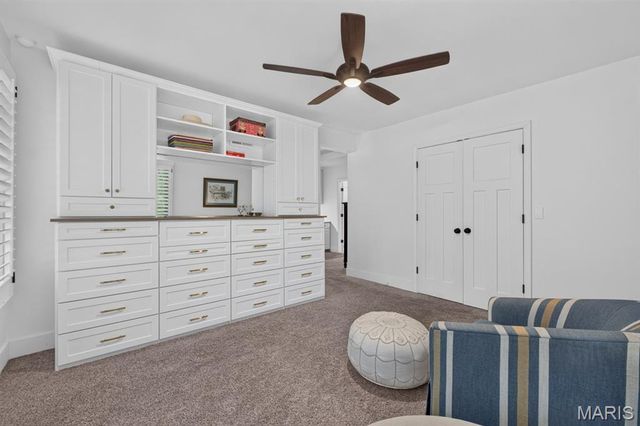 12237 Ladue Road, Creve Coeur, MO 63141