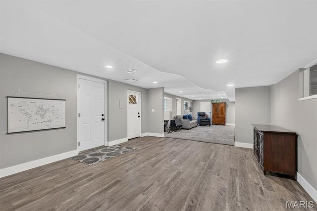 12237 Ladue Road, Creve Coeur, MO 63141