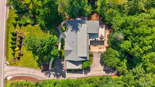 12237 Ladue Road, Creve Coeur, MO 63141
