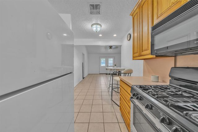 453 Irene Street, Burleson, TX 76028