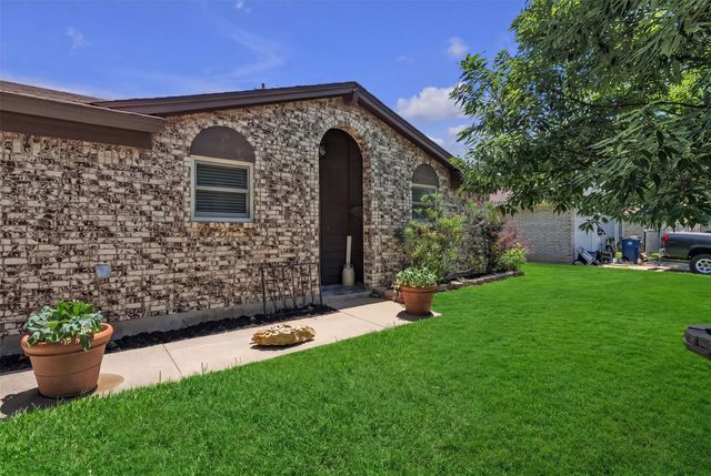 453 Irene Street, Burleson, TX 76028