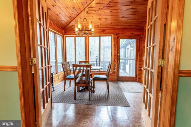 1328 WINDING WAY, Tobyhanna, PA 18466