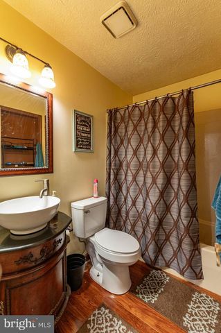 1328 WINDING WAY, Tobyhanna, PA 18466