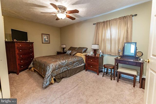 1328 WINDING WAY, Tobyhanna, PA 18466