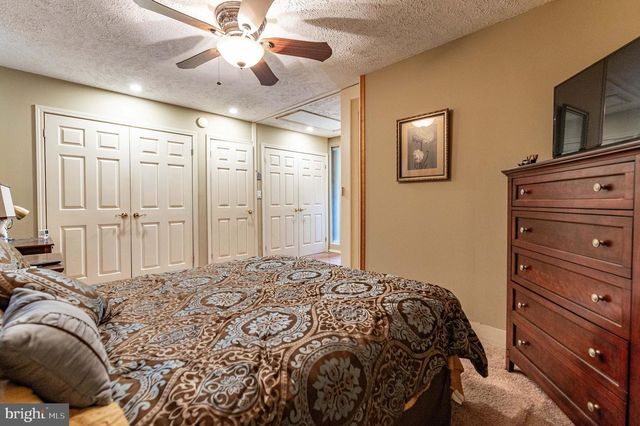1328 WINDING WAY, Tobyhanna, PA 18466