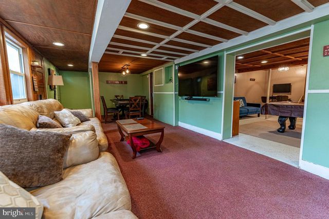 1328 WINDING WAY, Tobyhanna, PA 18466