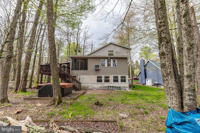 1328 WINDING WAY, Tobyhanna, PA 18466