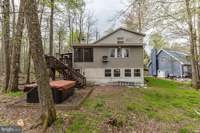 1328 WINDING WAY, Tobyhanna, PA 18466
