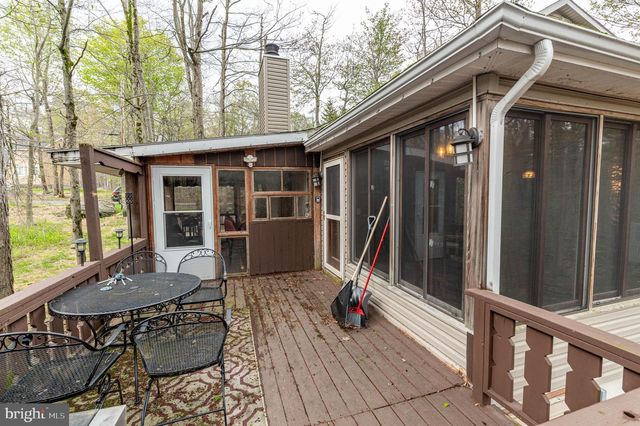 1328 WINDING WAY, Tobyhanna, PA 18466