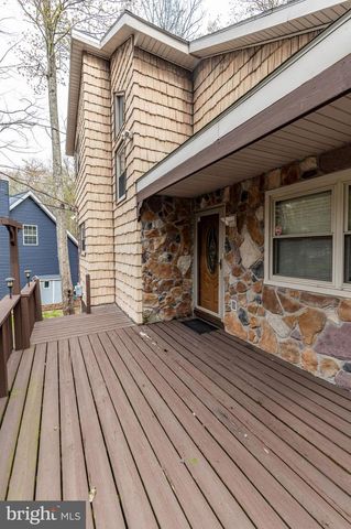 1328 WINDING WAY, Tobyhanna, PA 18466