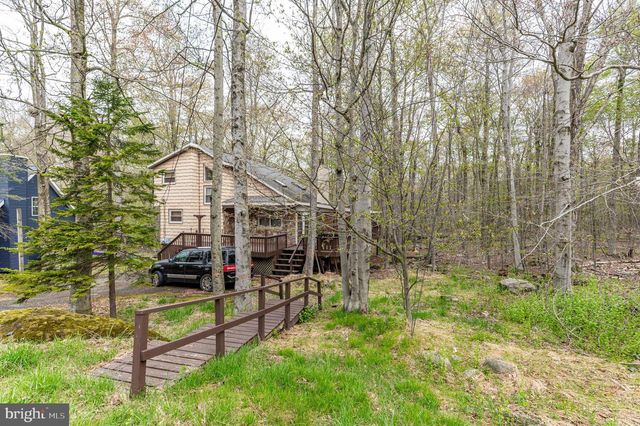 1328 WINDING WAY, Tobyhanna, PA 18466