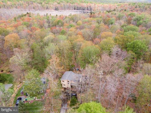 1328 WINDING WAY, Tobyhanna, PA 18466