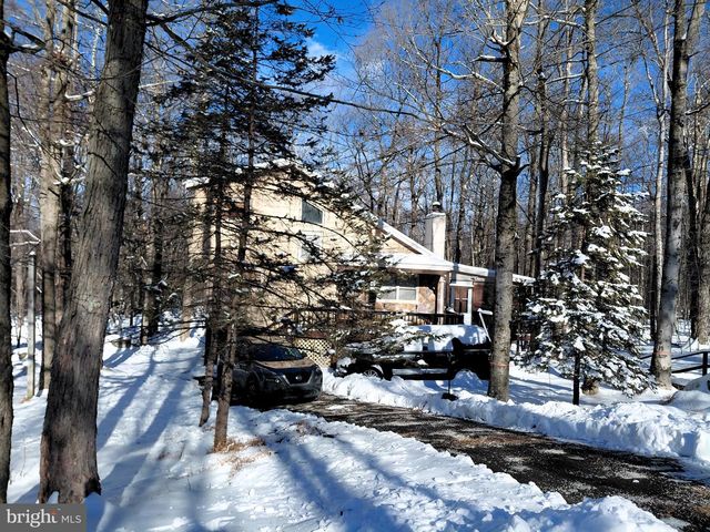 1328 WINDING WAY, Tobyhanna, PA 18466
