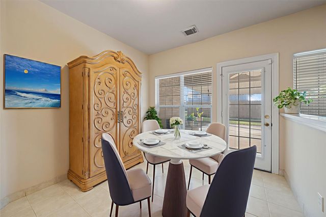 1915 Running Bear Trail, Crosby, TX 77532