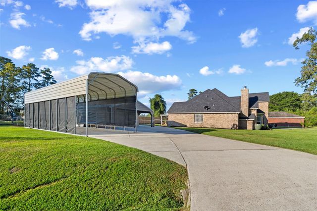 1915 Running Bear Trail, Crosby, TX 77532