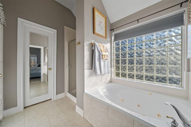 1915 Running Bear Trail, Crosby, TX 77532