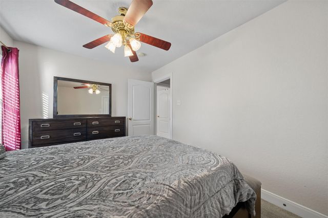 1915 Running Bear Trail, Crosby, TX 77532